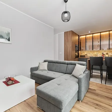 Browary Wroclawskie With Free Garage By Renters