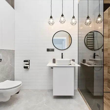 Browary Wroclawskie Modern By Renters *