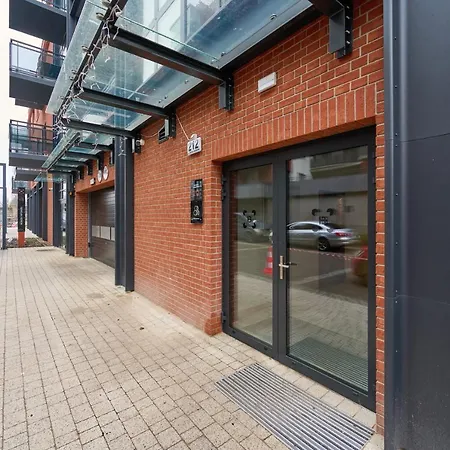 شقة Browary Wroclawskie Modern By Renters